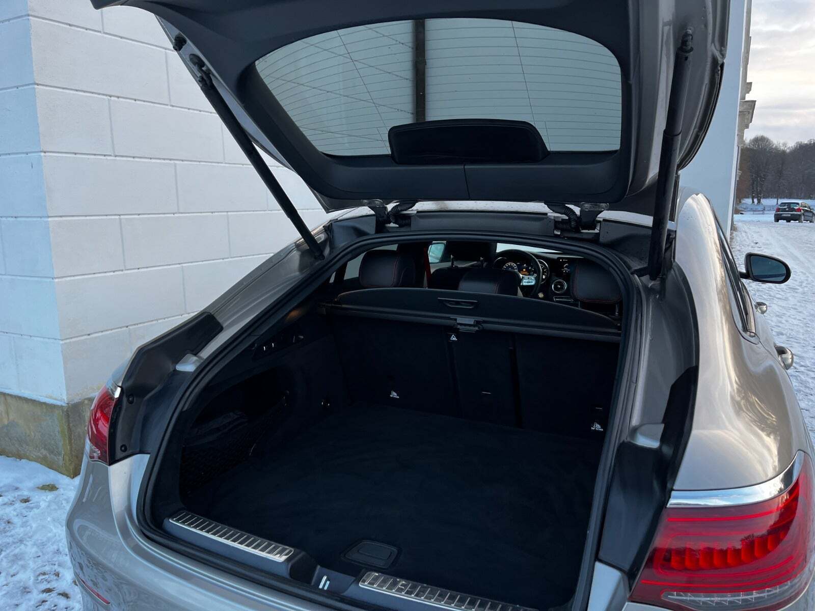 Orange Mercedes GLC43 fra 2021