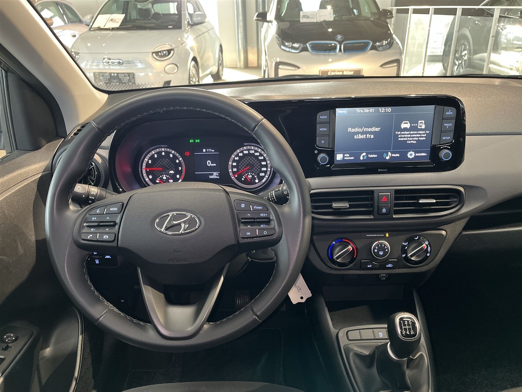 Hyundai i10 1,0 Essential 67HK 5d