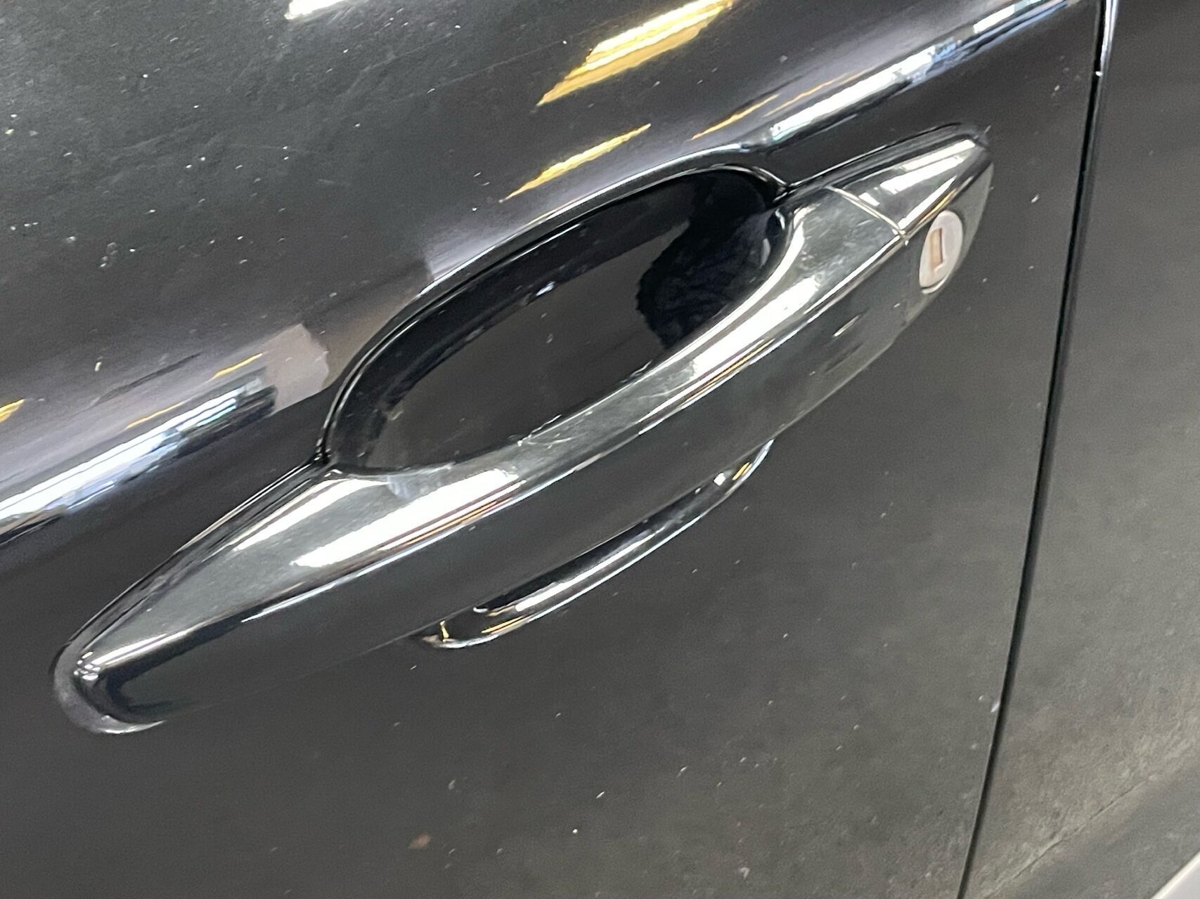 Sort Opel Mokka fra 2024