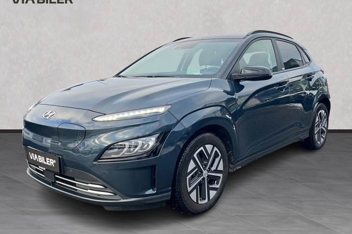 Sort Hyundai Kona fra 2021 set udefra