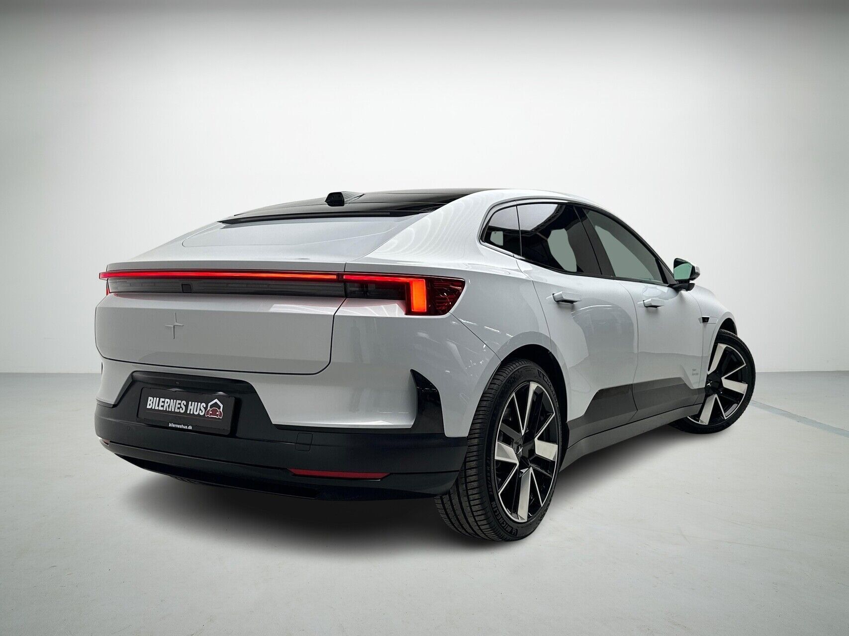 Polestar 4 EL Long range Single motor 272HK 5d Aut.