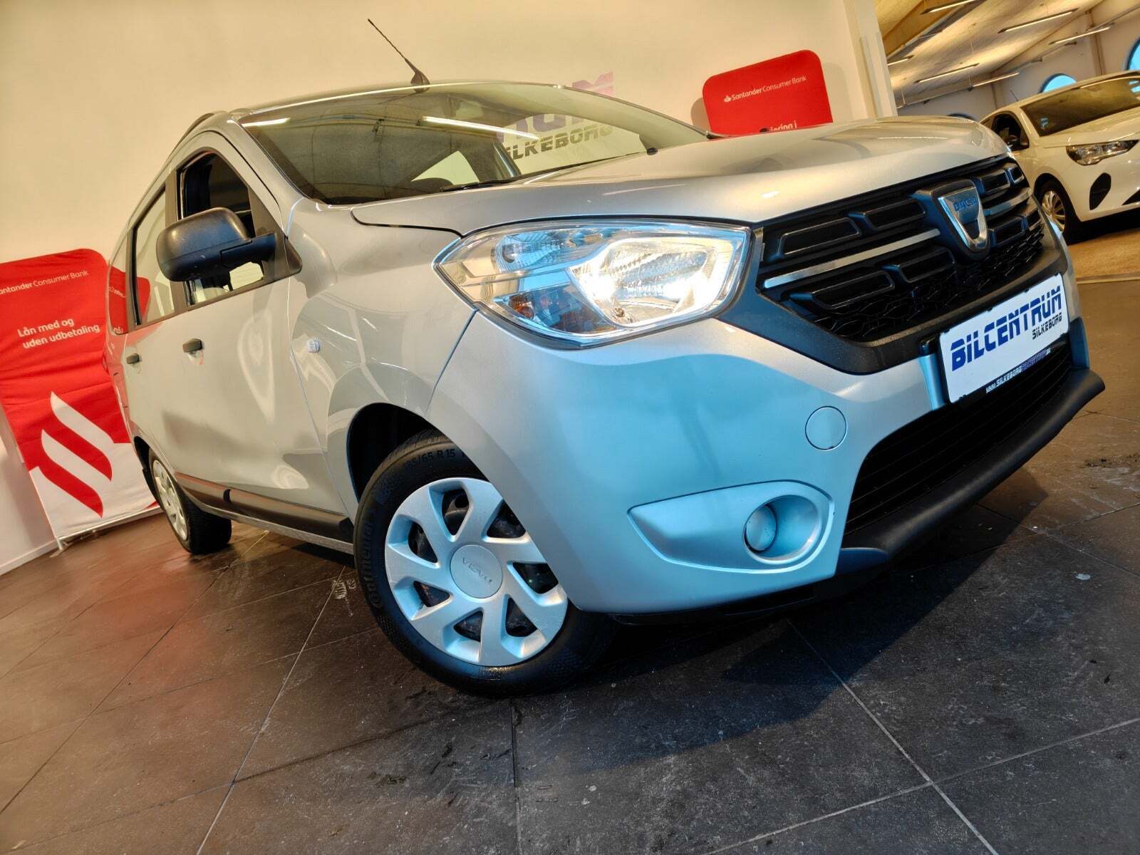 Sølv Dacia Lodgy fra 2020