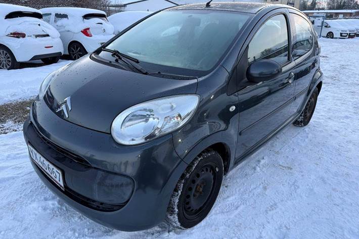 Grå Citroën C1 fra 2007 set udefra