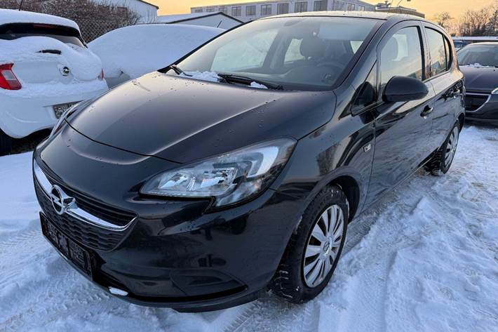 Sort Opel Corsa fra 2015 set udefra