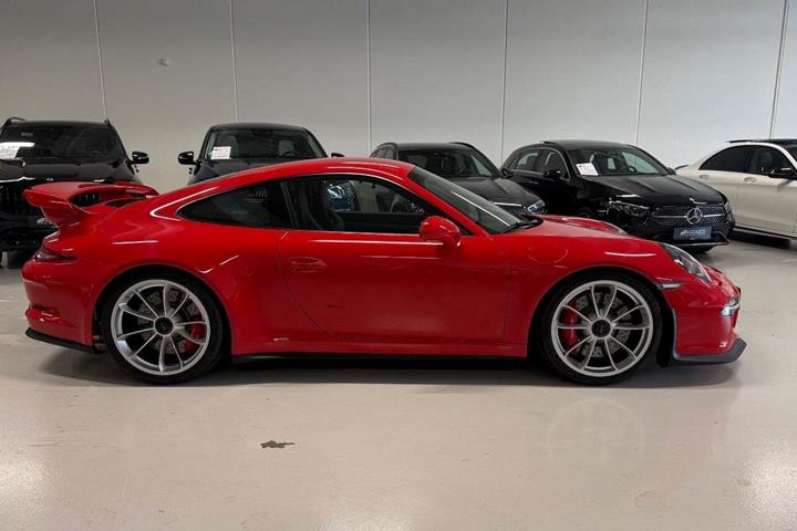 Rød Porsche 911 GT3 fra 2015