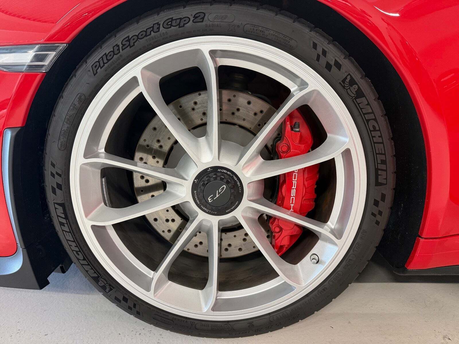 Rød Porsche 911 GT3 fra 2015