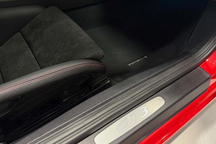 Rød Porsche 911 GT3 fra 2015