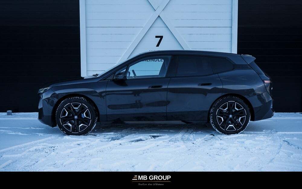 BMW iX xDrive40