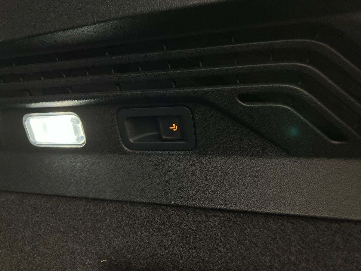 Grå VW ID.4 fra 2023