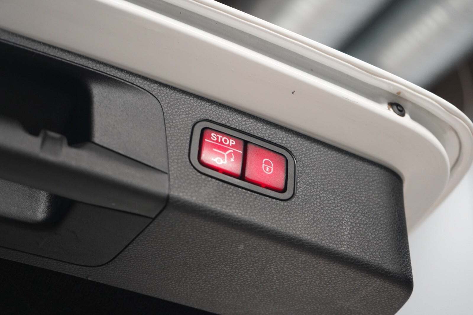 Mercedes E200 d 1,6 Avantgarde stc. aut.