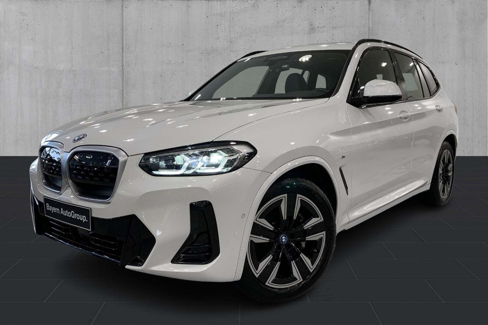 undefined BMW iX3 fra 2024