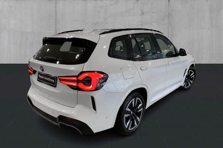 undefined BMW iX3 fra 2024