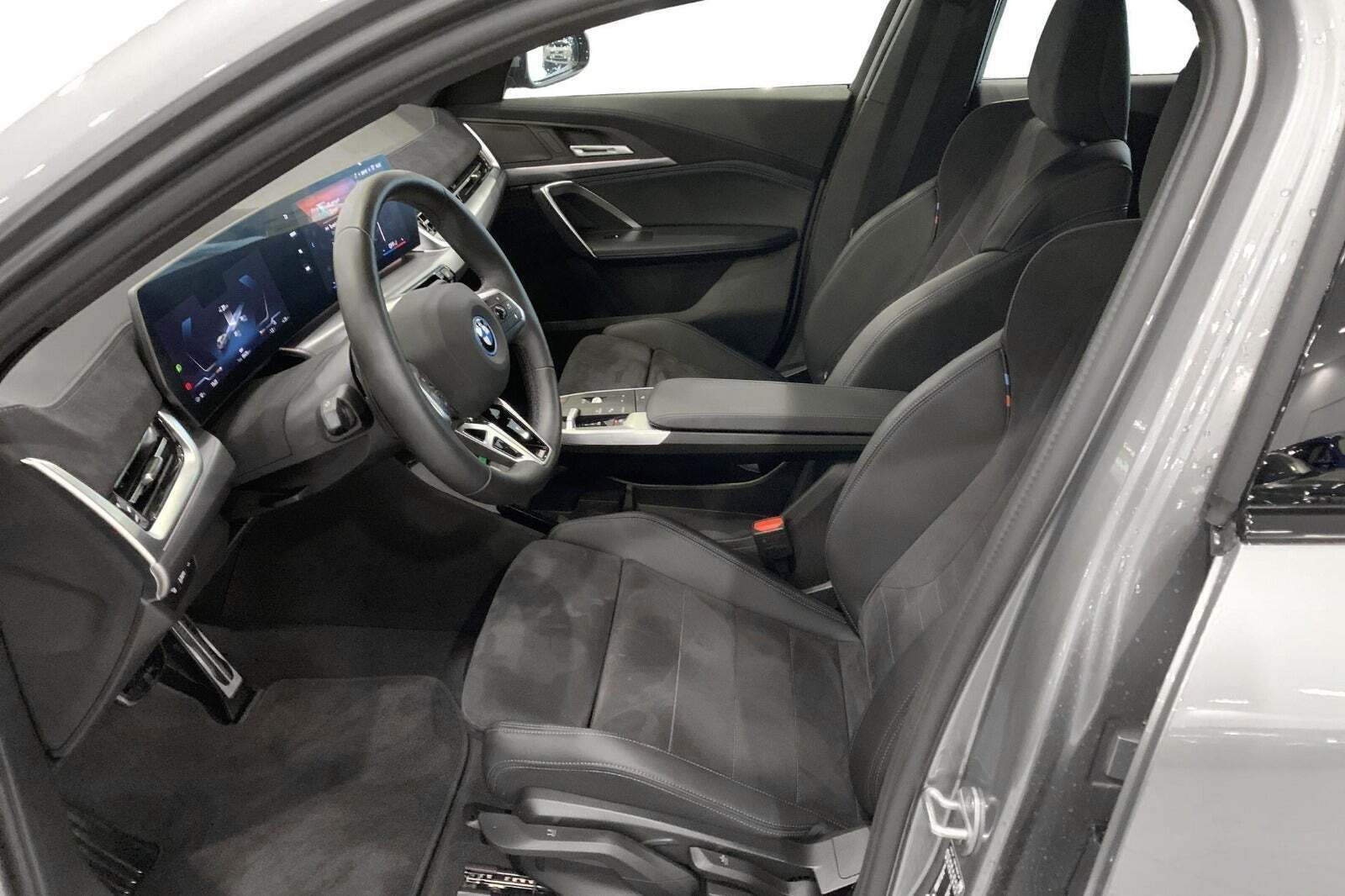 BMW iX2 eDrive20 M-Sport