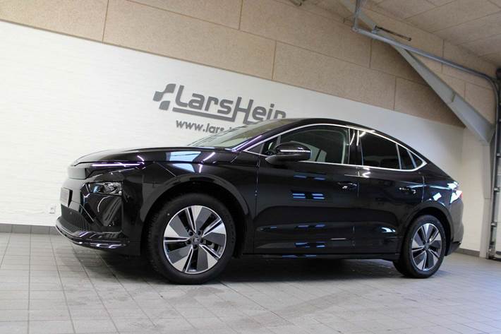 Sort Skoda Enyaq fra 2026