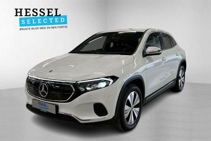 Hvid Mercedes EQA250+ fra 2023 set udefra