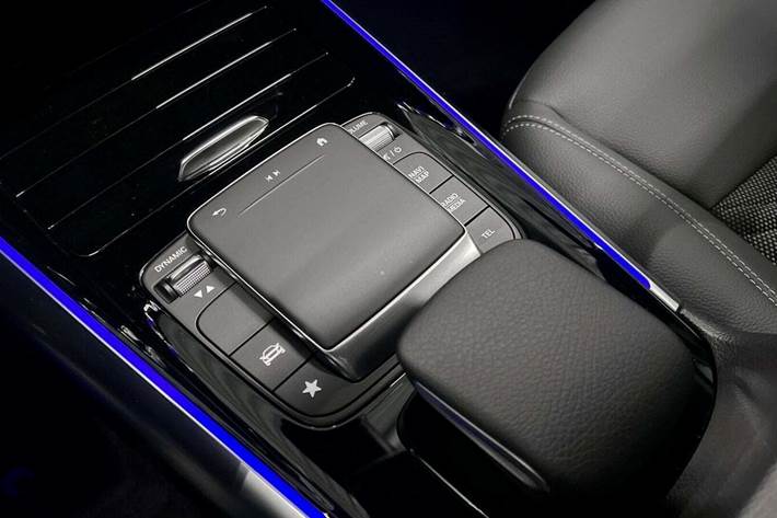 Hvid Mercedes EQA250+ fra 2023