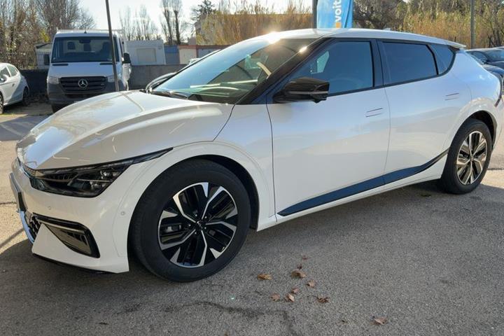 Hvid Kia EV6 fra 2022