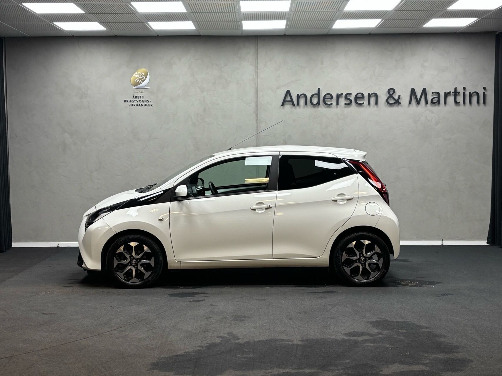 Toyota Aygo 1,0 VVT-I X-Press 72HK 5d