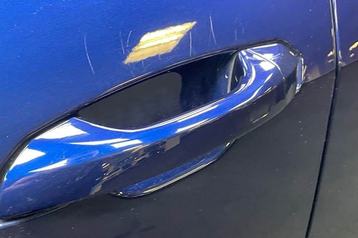 Blå Audi e-tron fra 2020