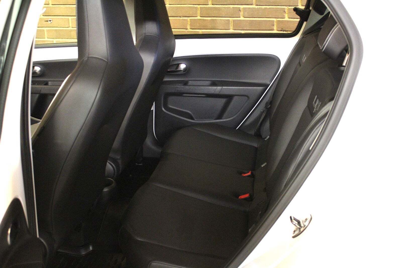 VW UP! 1,0 75 High Up! BMT