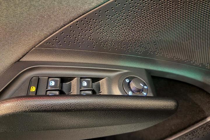 Grøn Skoda Enyaq fra 2023