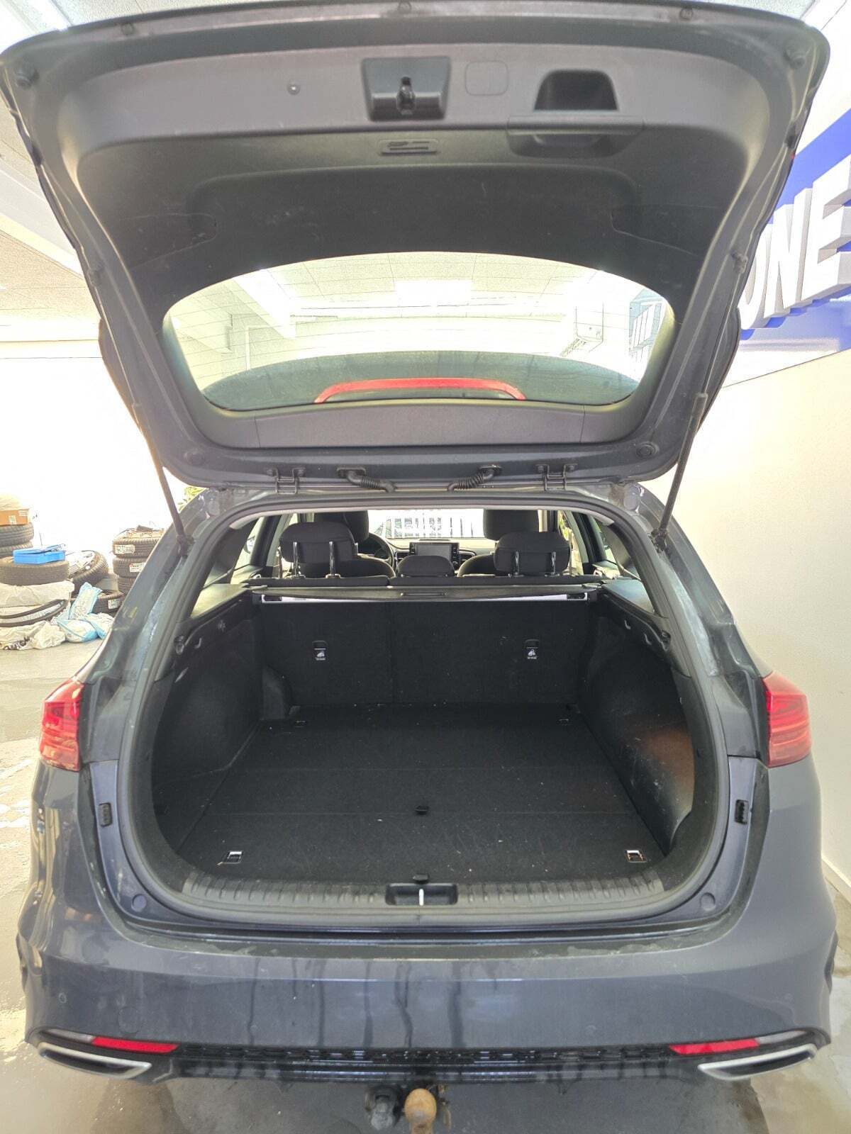 Grå Kia Ceed fra 2020