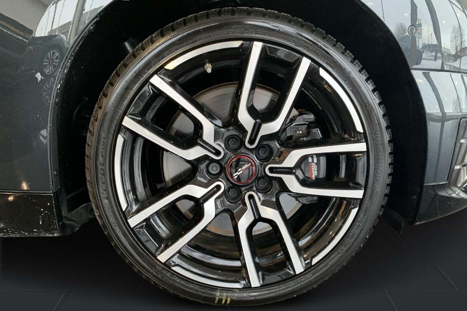 Grå Mini Cooper SE fra 2024