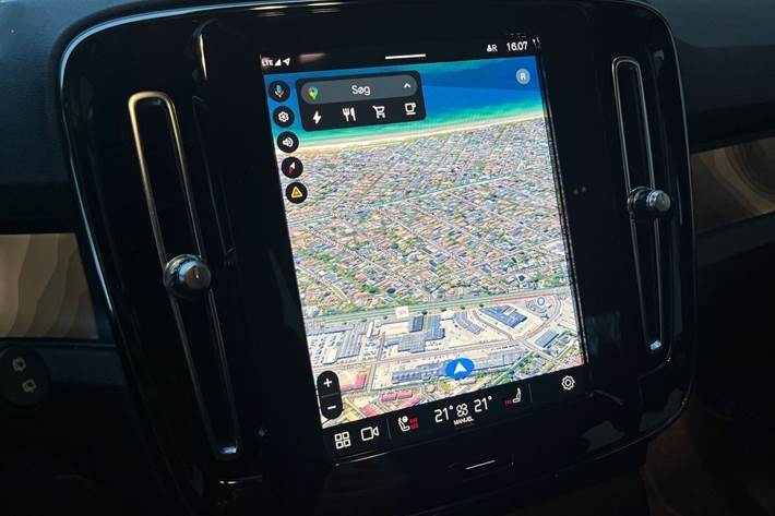 Hvid Volvo XC40 fra 2022