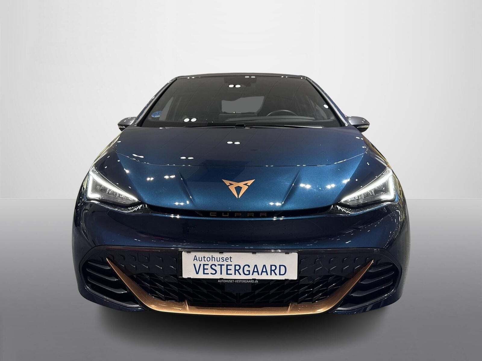 Blå Cupra Born fra 2025