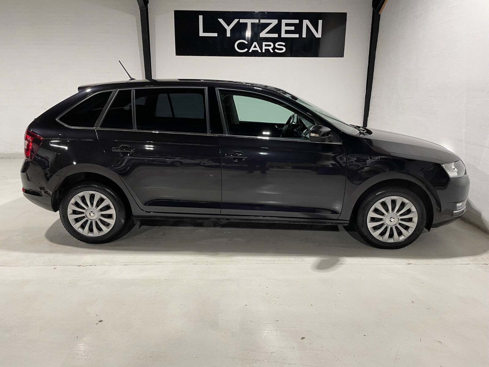 Skoda Rapid 1,0 TSi 95 Ambition Spaceback DSG