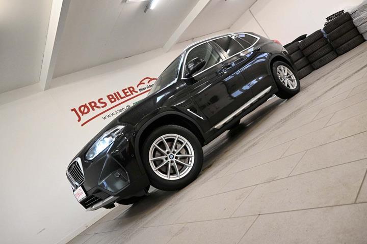 Sort BMW X3 fra 2023