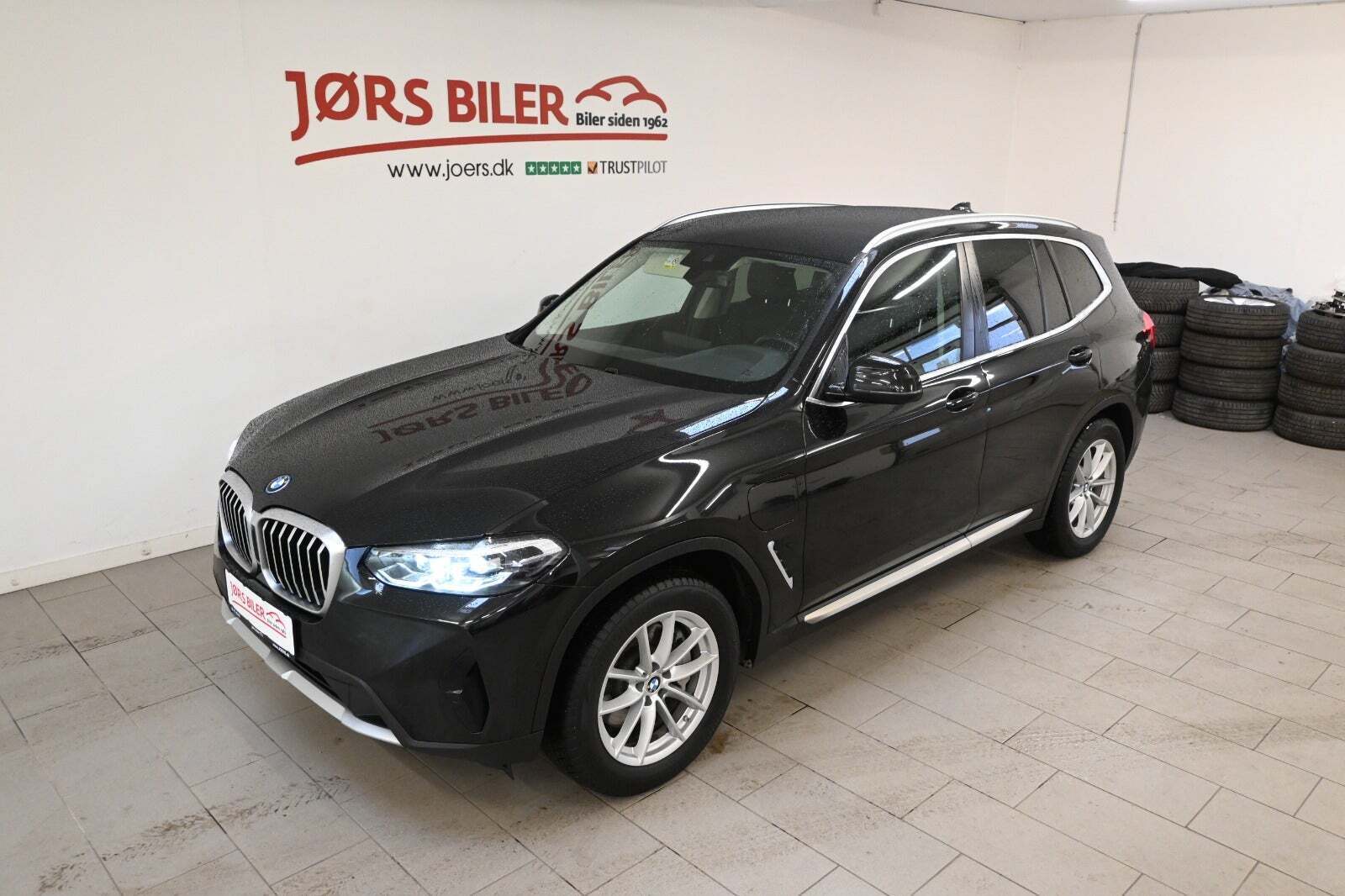 Sort BMW X3 fra 2023