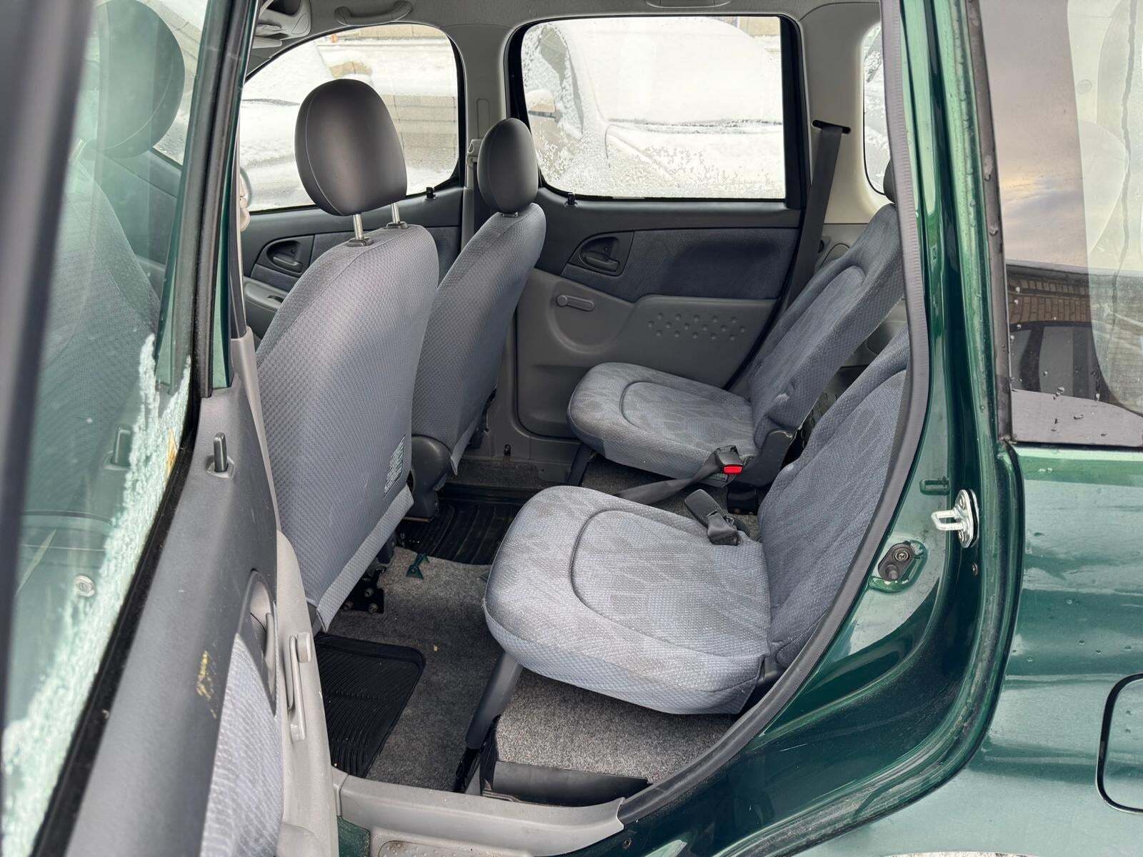 Toyota Yaris Verso 1,3 Luna aut.