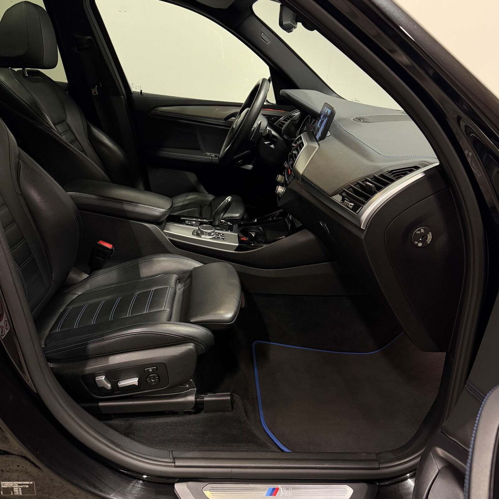 Sort BMW X3 fra 2017