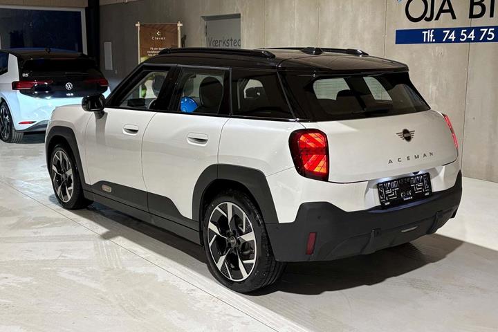 Hvid Mini Aceman E fra 2025