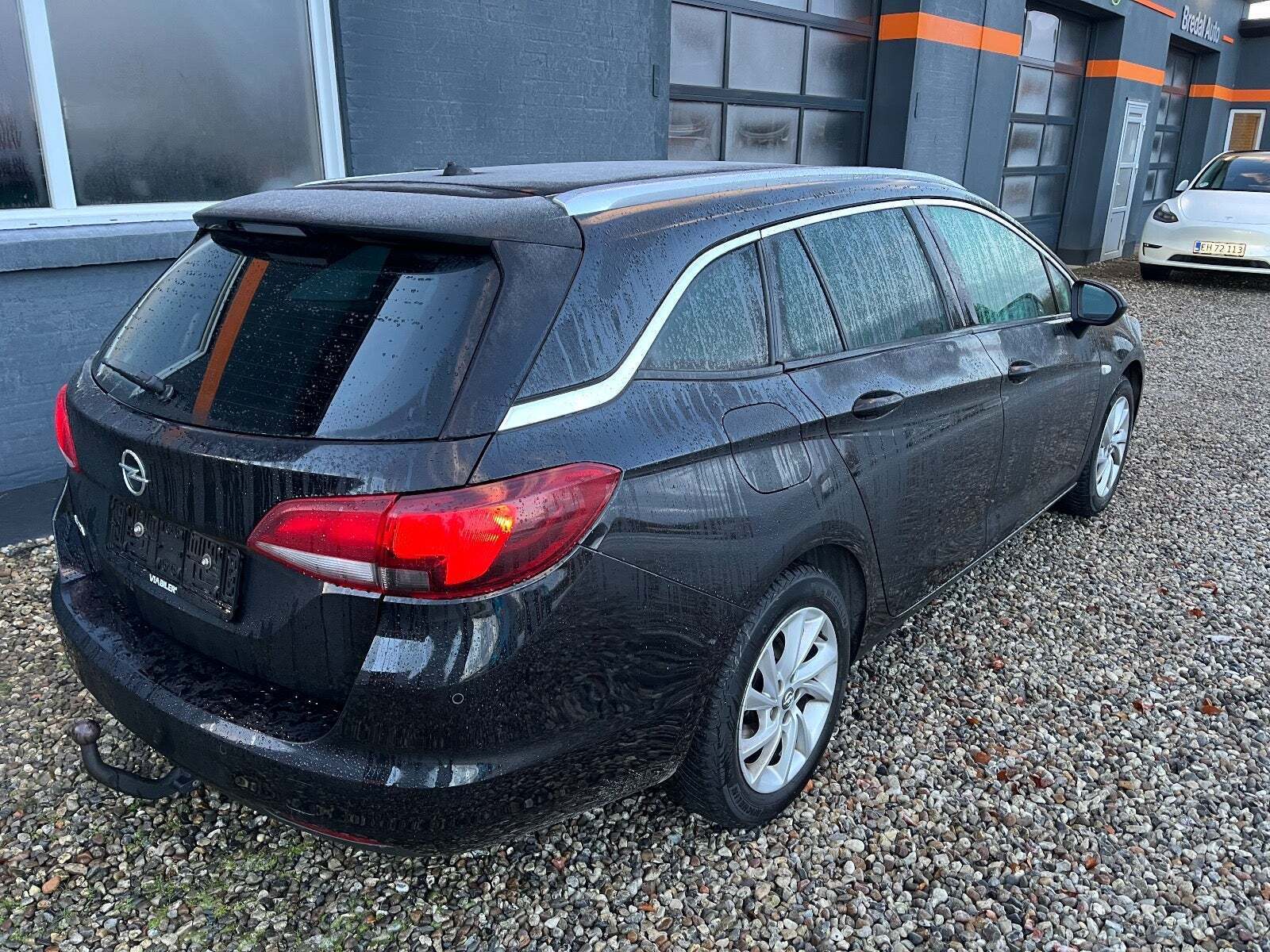 Opel Astra 1,2 T 110 Elegance Sports Tourer