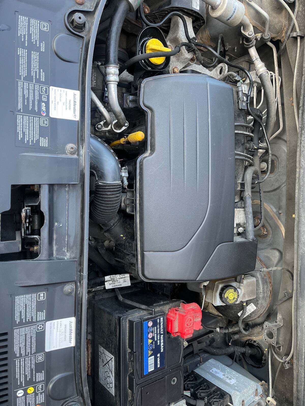 Sort Dacia Sandero fra 2015