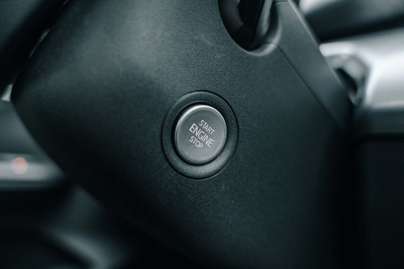 Grå Cupra Born fra 2023