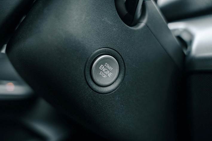 Grå Cupra Born fra 2023