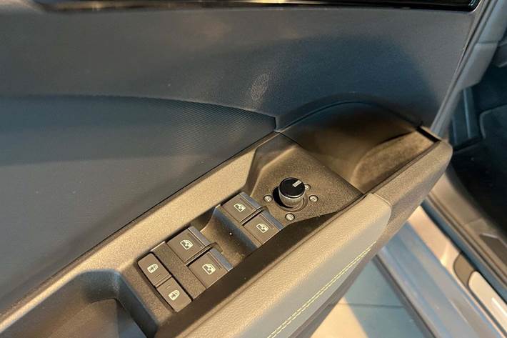 Grå Audi Q4 e-tron fra 2022