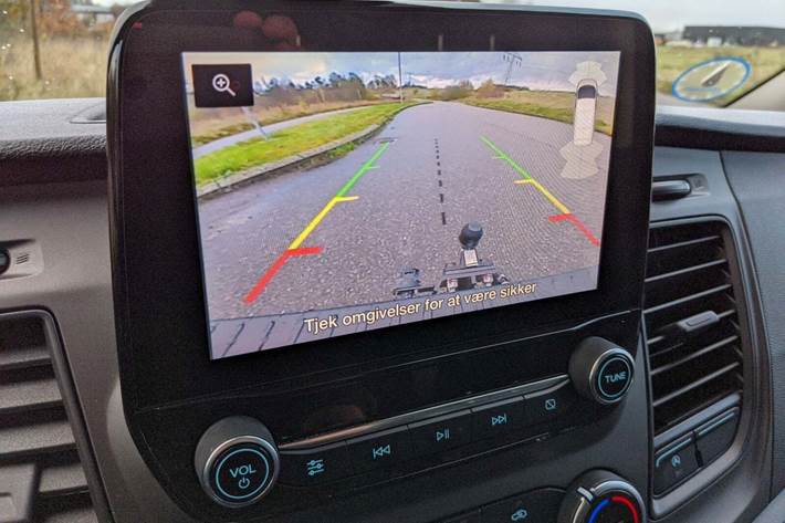 Hvid Ford Transit Custom 300L fra 2023