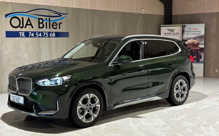BMW iX1 eDrive20 X-Line