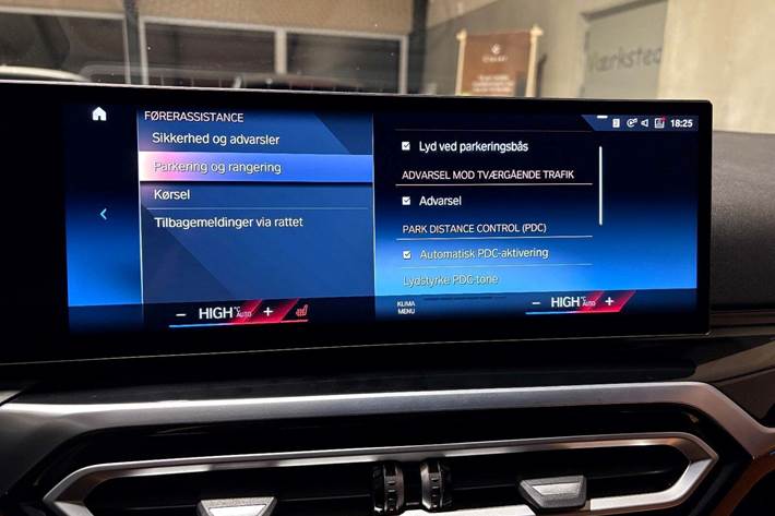 Sort BMW i4 fra 2023