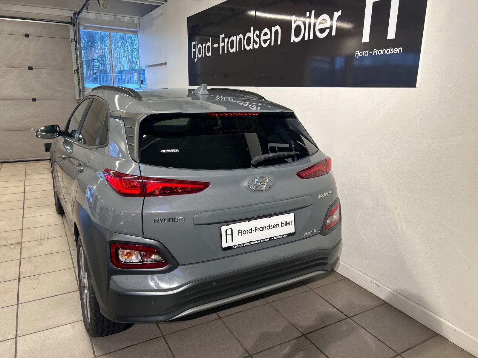Hyundai Kona 64 EV Premium