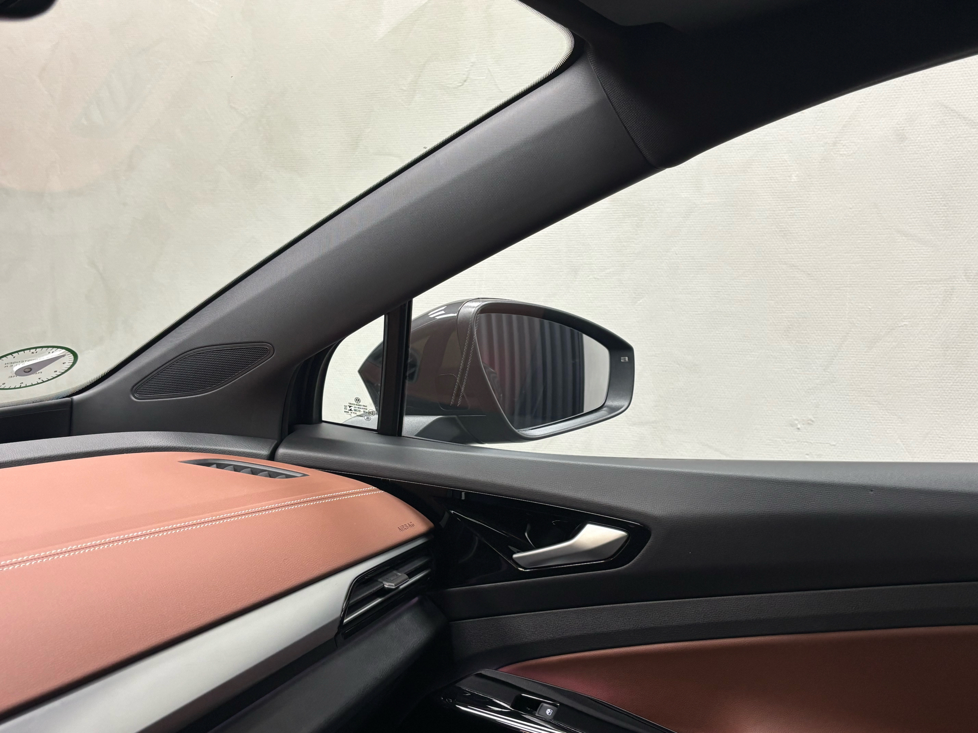 Grå VW ID.4 fra 2022