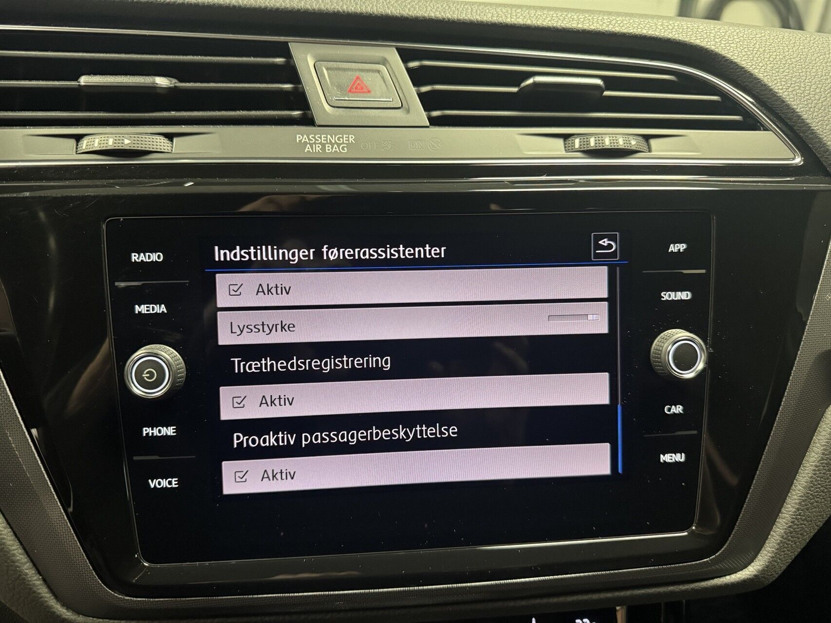 Sort VW Touran fra 2020