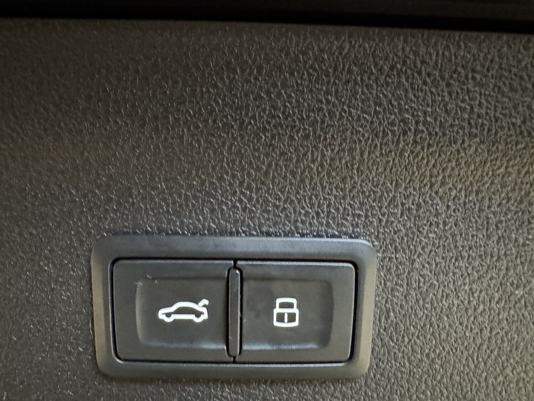 Sort Audi A6 fra 2019