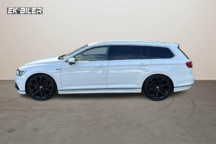 Hvid VW Passat fra 2017