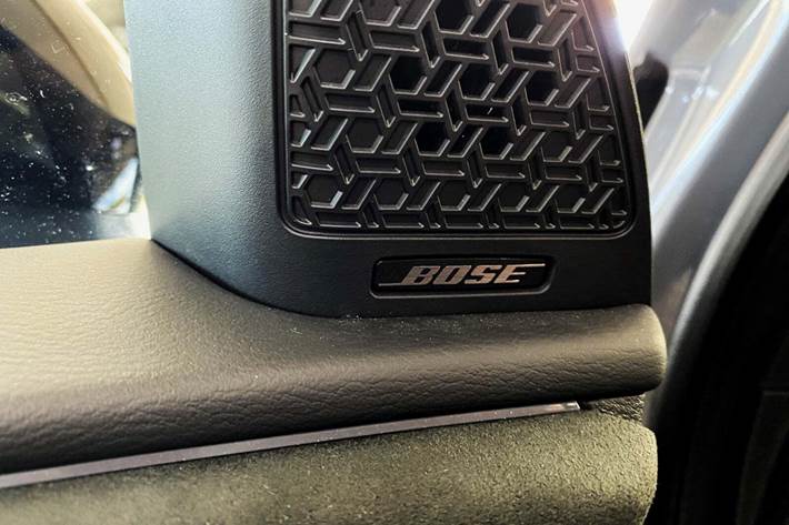 Grå Nissan Ariya fra 2023