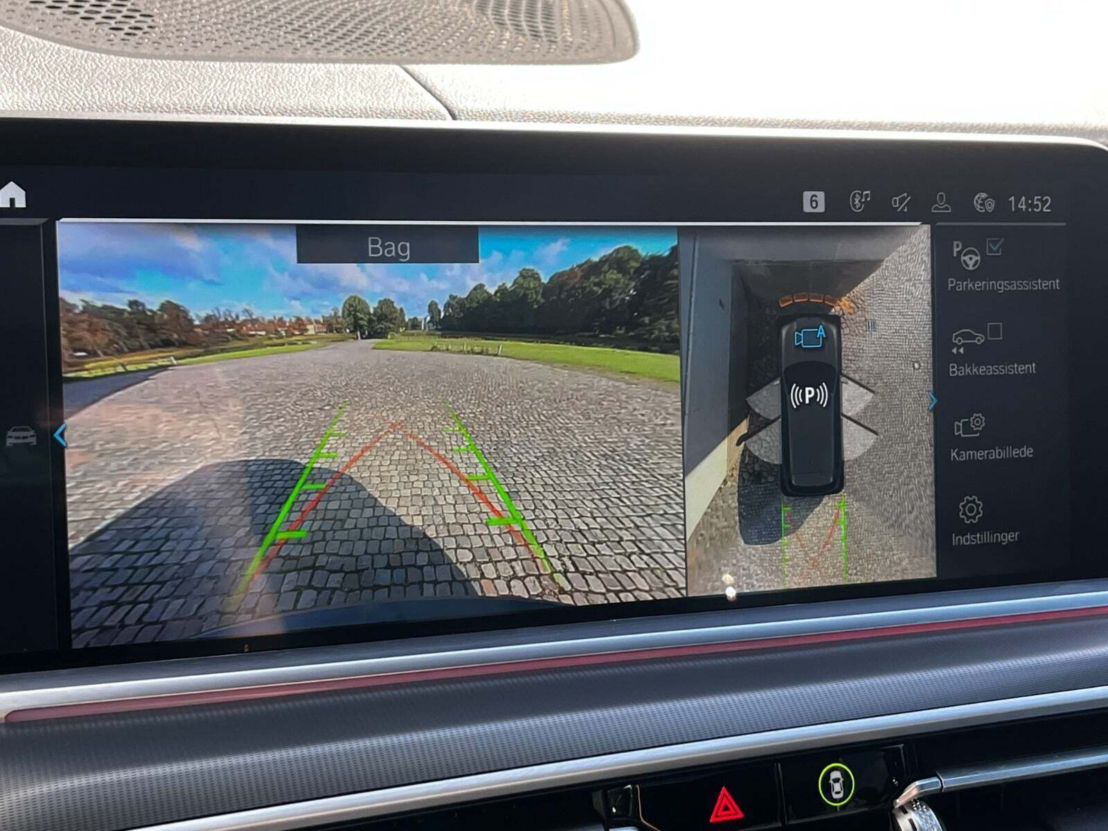 Grå BMW X5 fra 2021